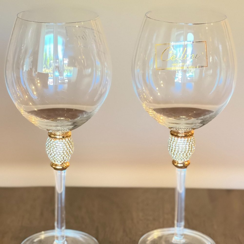Sparkling Gold Studded Wine Glasses